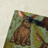 ウサギとウッドランドフローラビーチタオル ビーチタオル (インサイチュ)