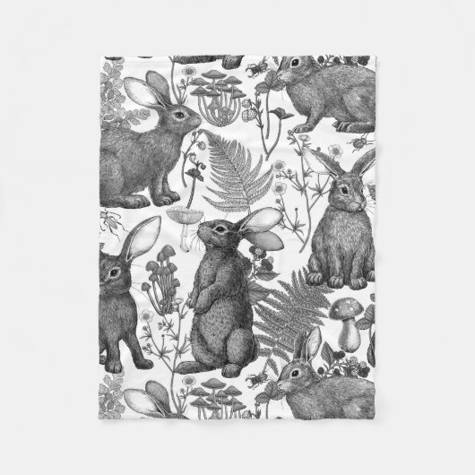 ウサギとウッドランドフローラ2フリースブランケット フリースブランケット (正面)