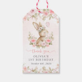 ウサギとチョウチョとピンクの花の1歳の誕生日 ギフトタグ (正面)