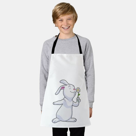 ウサギとデイジー エプロン (着用した状態)