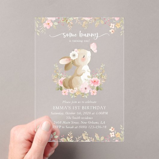 ウサギと蝶とピンクの花 初誕生日 アクリル招待状 (インサイチュ (ポータブル))