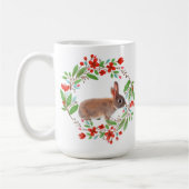 ウサギのいる赤いポピーのかすみ草の花輪 / 春のスタイル コーヒーマグカップ (左)