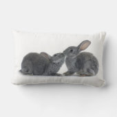 ウサギのキス ランバークッション (裏面)