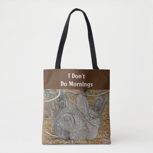 ウサギのバニーを休んで疲れたユーモアは朝を行わない トートバッグ (正面)