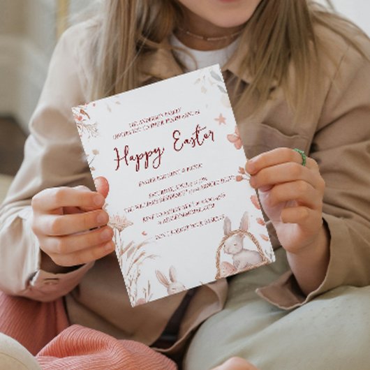 ウサギの卵と花の赤い幸せなイースター 招待状