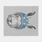 ウサギの向こう見ず フリースブランケット (正面(横))