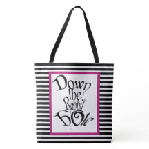 ウサギの巣穴の下