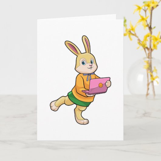 ウサギの秘書がノートパソコンを持って カード (黄色い花)