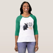 ウサギの行方不明のにんじんのTシャツ(リーアム) Tシャツ (正面フル)