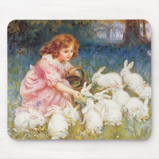 ウサギを食べ物を与えること マウスパッド (正面)
