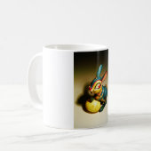 ウサギウサギ玩具イースターイエロー卵 コーヒーマグカップ (正面左)