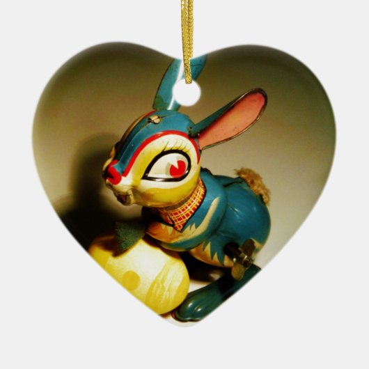 ウサギウサギ玩具イースターイエロー卵 セラミックオーナメント (正面)