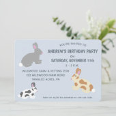 ウサギ子供の誕生日パーティーまたはイースターライトブルー 招待状 (スタンド正面)