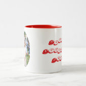 ウサギ耳の女の子の写真を狩る卵 ツートーンマグカップ (中央)