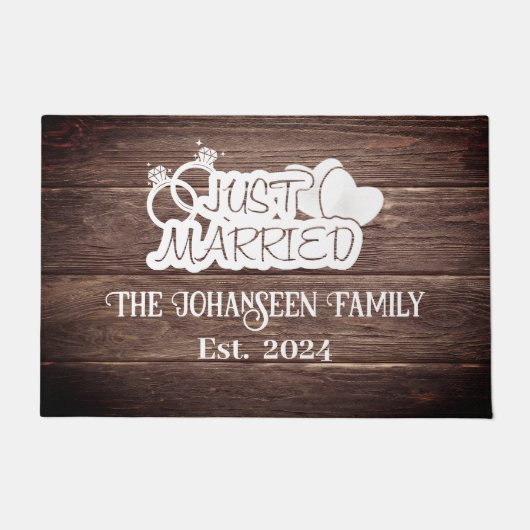 ウッドエレガント素朴たった今結婚しましたホワイトタイポグラフィ ドアマット (正面)