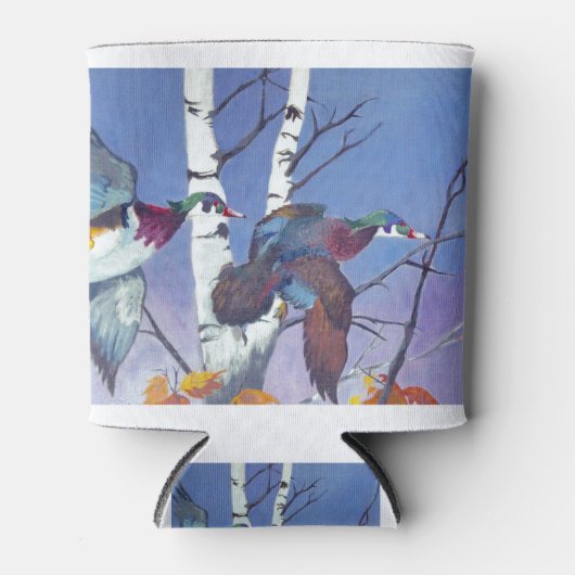 ウッドダックスバイ飛んでいる樺の木ツリー 缶クーラー (正面)