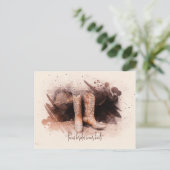 ウッドパイルのそばのウェディングブーツ 水彩 ポストカード (スタンド正面)