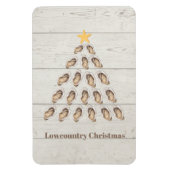 ウッドプランク上の低地オイスタークリスマスツリー マグネット (縦)