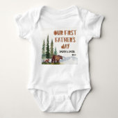 ウッドラパーソナライズされたンド1日目の父の日 ベビーボディスーツ (正面)