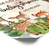 ウッドランドの動物の木の木の赤ちゃんシャワー歓迎のサイン ポスター (角)