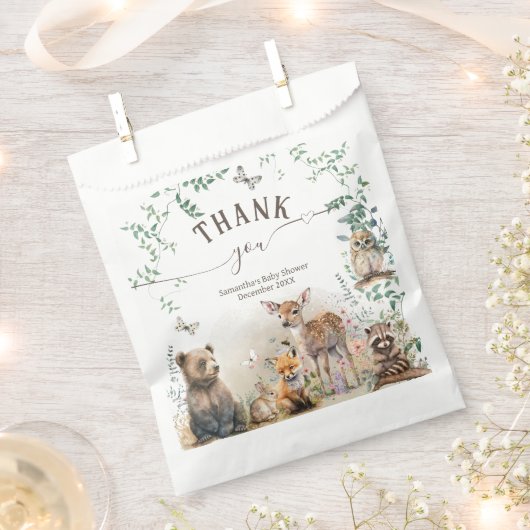 ウッドランドの動物の森の緑の赤ちゃんシャワー フェイバーバッグ (クリップ留めされた状態)