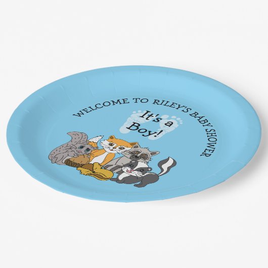 ウッドランドをテーマにした少年の赤ちゃんシャワー ペーパープレート (アングル)