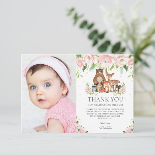 ウッドランドアニマルズピンク赤面フローラ1st誕生日 サンキューカード (スタンド正面)