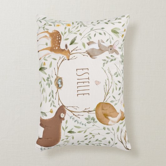 ウッドランドアニマルズフォレストフレンズ赤ちゃんシャワー アクセントクッション (正面(垂直))