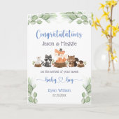 ウッドランドアニマル新生児ボーイブルーホコメディ カード (黄色い花)