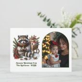 ウッドランドアライグマの季節のグリーティング素朴クリスマス シーズンカード (スタンド正面)