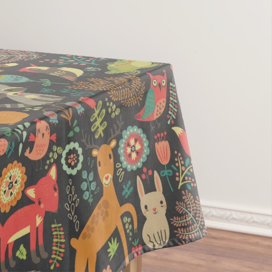 ウッドランドクリッターズコテージコアフォークアート テーブルクロス (インサイチュ)
