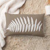 ウッドランドシダ2、タウペタンとホワイト ランバークッション (ブランケット)