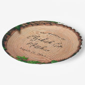 ウッドランドハーモニー:木のスライスとグリーンウェディング ペーパープレート (アングル)