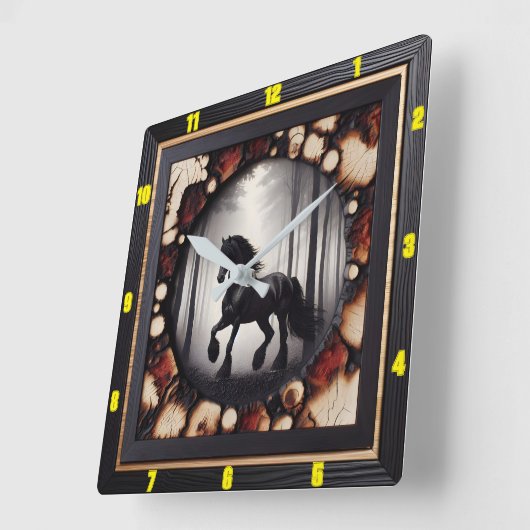 ウッドランドパーソナライズされたキャンターチャレッド木材フリージアン スクエア壁時計 (傾斜)