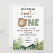 ウッドランドベア私たちは最初の誕生日を待つことができる 招待状 (正面)