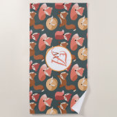 ウッドランドモノグラムのキツネ紅葉秋 ビーチタオル (正面)