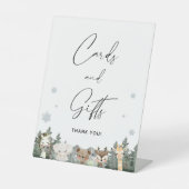 ウッドランド冬の赤ちゃんシャワーカードとギフト 台座サイン (正面)