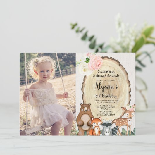 ウッドランド動物の素朴なフローラの女の子の誕生日の写真 招待状 (スタンド正面)