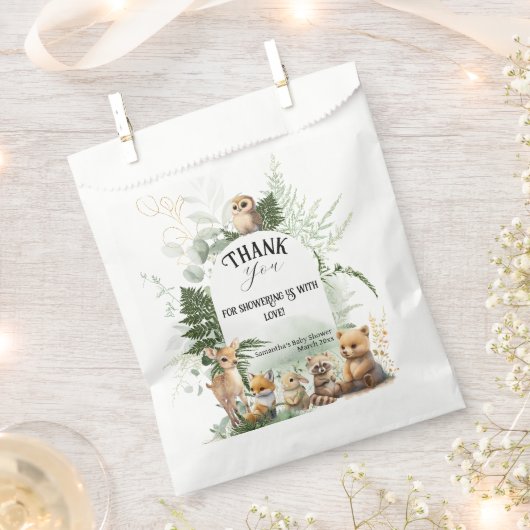 ウッドランド動物の緑の森の赤ちゃんシャワー フェイバーバッグ (クリップ留めされた状態)