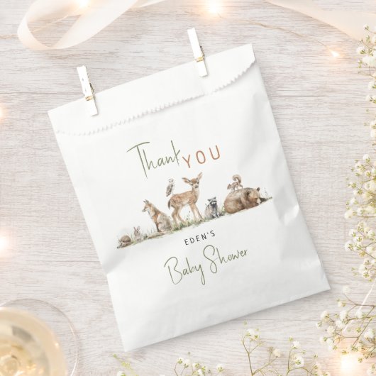 ウッドランド動物の赤ちゃんシャワーお名前ありがとう フェイバーバッグ (クリップ留めされた状態)