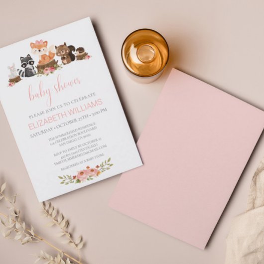 ウッドランド森林動物ピンクのフローラ赤ちゃんシャワー 招待状