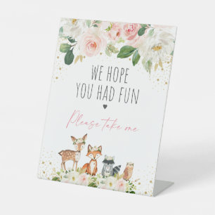 ウッドランド赤面フローラベビーシャワーパーティーの好意 台座サイン