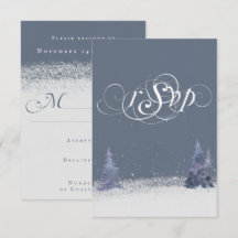 ウッドランド ダスティブルーとホワイトの冬の雪の結婚式