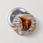 ウッドラ絵を描ンドの野生動物のヒグマ 缶バッジ (正面&裏面)