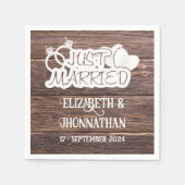 ウッド素朴たった今結婚しましたエレガントカントリーウェディング スタンダードカクテルナプキン (正面)
