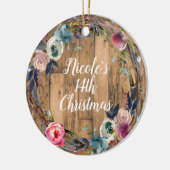 ウッド素朴スティックフローラリースパーソナライズされた セラミックオーナメント (左)