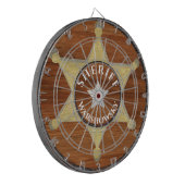ウッド素朴トーンシェリフバッジスター、ブラウンズウッドD ダーツボード (正面左)