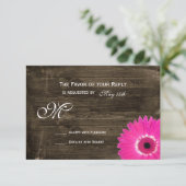 ウッド素朴ホットピンクデイジーウェディングRSVPカード 出欠カード (スタンド正面)