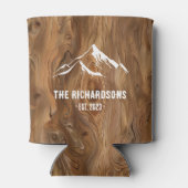 ウッド素朴マウンテンズパーソナライズされたファミリーレイクスキー 缶クーラー (裏面)