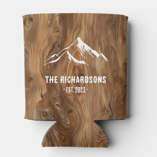 ウッド素朴マウンテンズパーソナライズされたファミリーレイクスキー 缶クーラー (裏面)